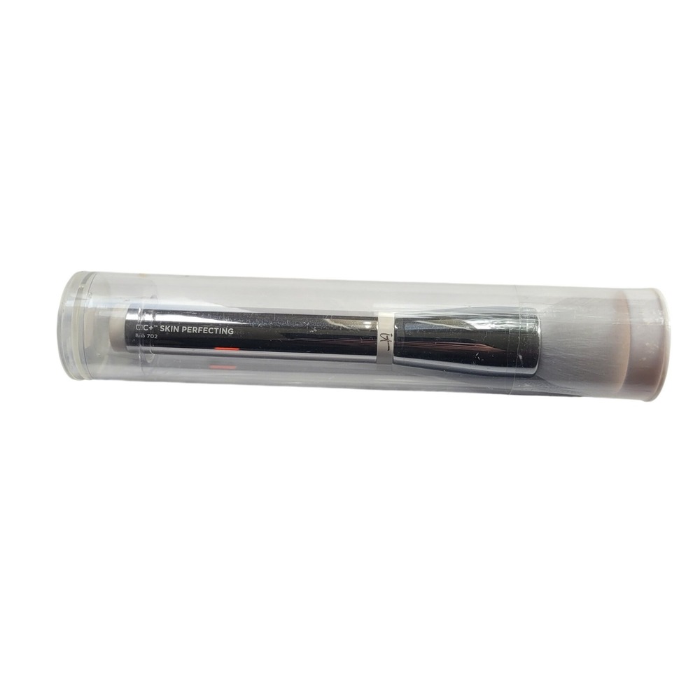 New IT Cosmetics Heavenly Skin CC+‎ Skin Perfecting Brush 702